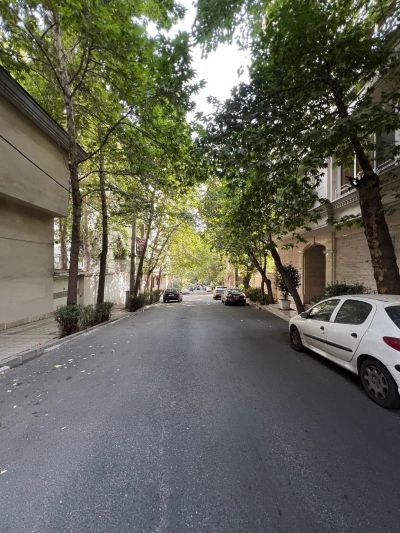 آپارتمان 118 متری دو خوابه در کامرانیه شمالی تهران