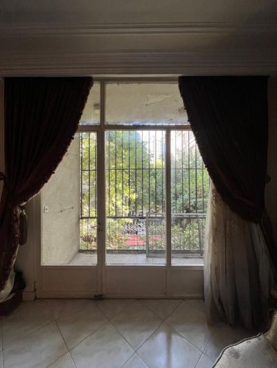 خانه 117 متری دو خوابه در کامرانیه شمالی تهران