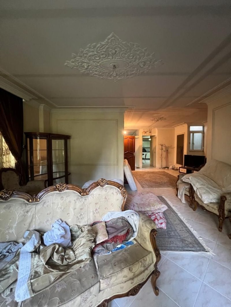 خانه 117 متری دو خوابه در کامرانیه شمالی تهران13198614808