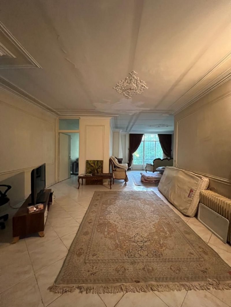 خانه 117 متری دو خوابه در کامرانیه شمالی تهران13198614809