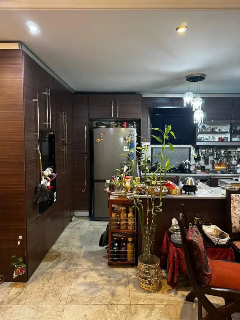 خانه 126 متری دو خوابه در کامرانیه تهران13201714871