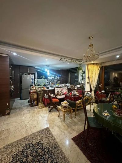 خانه 126 متری دو خوابه در کامرانیه تهران