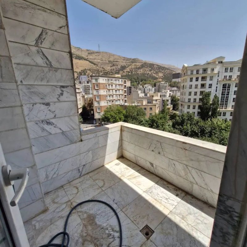 آپارتمان 190 متری سه خوابه در دارآباد تهران13201614868