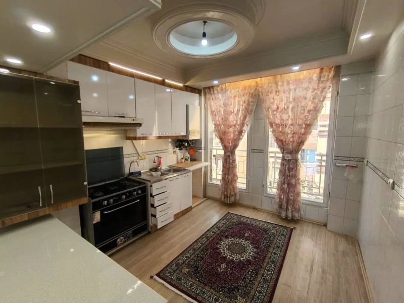 آپارتمان 85 متری دو خوابه در فاطمی تهران13201914877