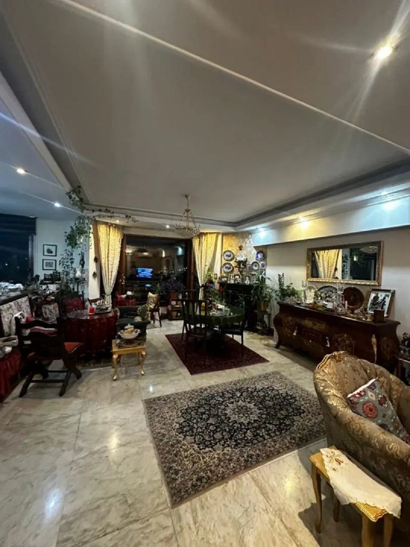 خانه 126 متری دو خوابه در کامرانیه تهران13201714872