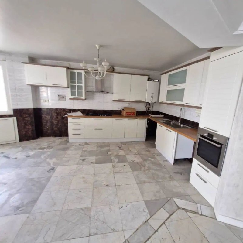 آپارتمان 190 متری سه خوابه در دارآباد تهران13201614869