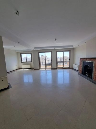 آپارتمان 160 متری سه خوابه در اختیاریه تهران