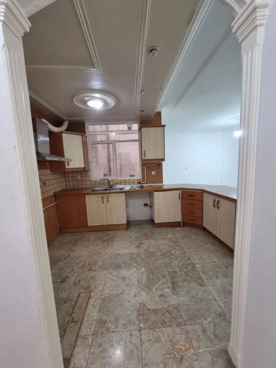 آپارتمان 100 متری دو خوابه در شهرک لاله تهران