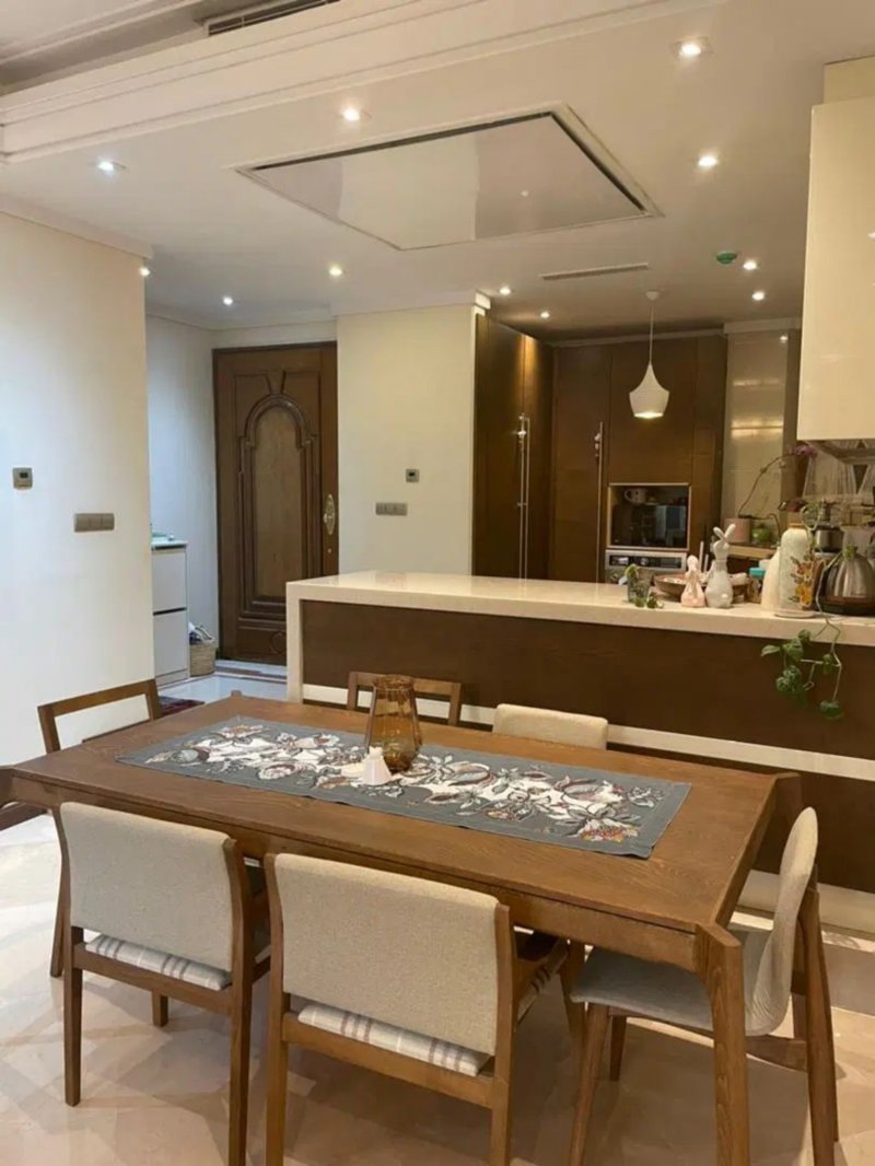 آپارتمان 95 متری دو خوابه در قیطریه تهران13203014905