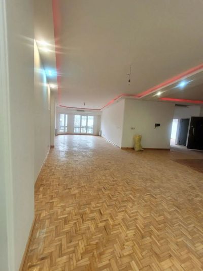 آپارتمان 150 متری سه خوابه در درکه تهران