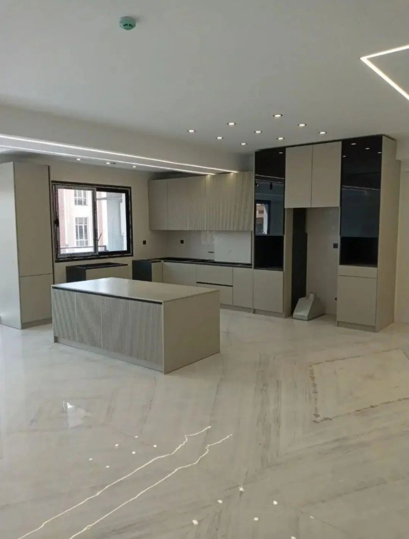 آپارتمان 260 متری سه خوابه در میرداماد تهران13207414954