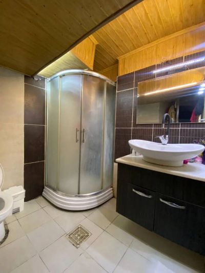 آپارتمان 130 متری سه خوابه در میدان آرژانتین تهران