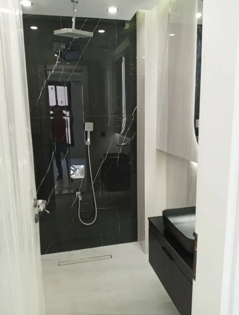 آپارتمان 260 متری سه خوابه در میرداماد تهران13207414955