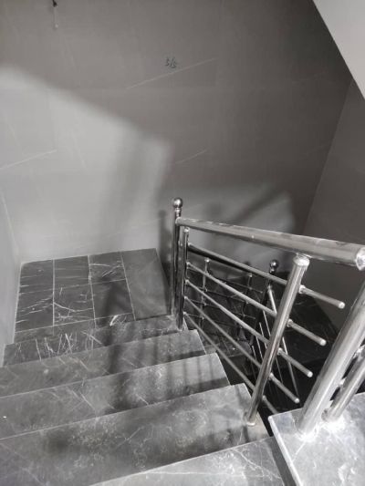 آپارتمان 120 متری دو خوابه در برازنده اصفهان