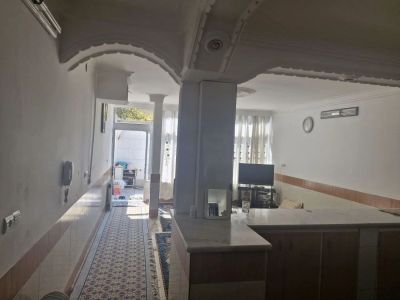 خانه 100 متری دو خوابه در شیخ طوسی غربی اصفهان