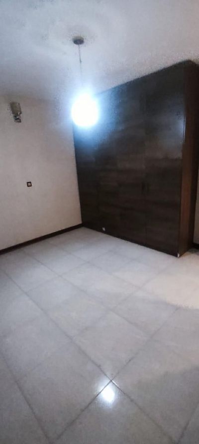 آپارتمان 145 متری سه خوابه در برازنده اصفهان