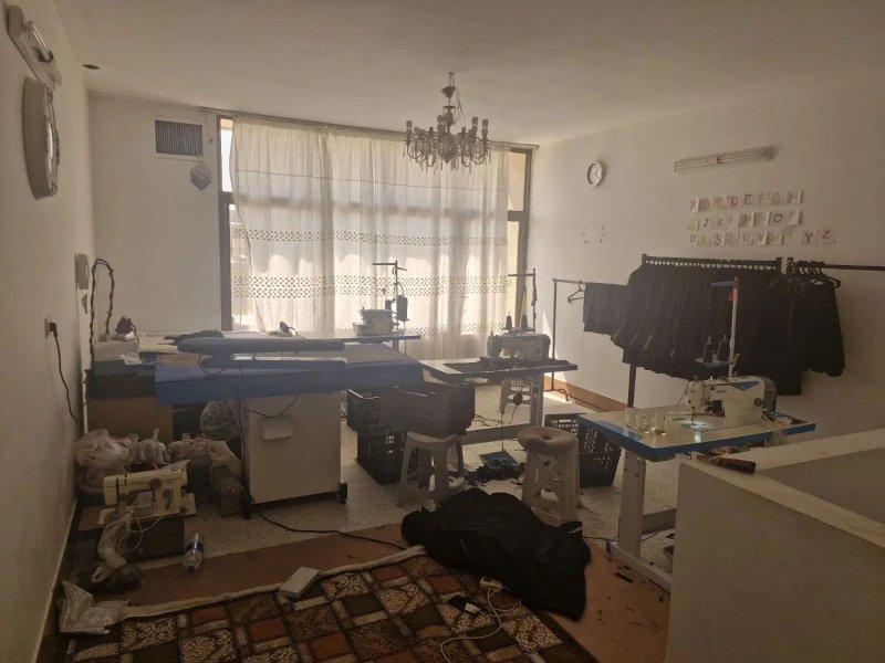 خانه 100 متری دو خوابه در شیخ طوسی غربی اصفهان13222215153