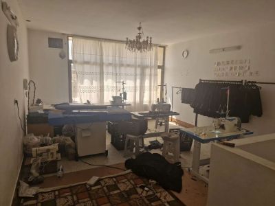 خانه 100 متری دو خوابه در شیخ طوسی غربی اصفهان