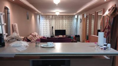 آپارتمان 80 متری دو خوابه در خیابان باغ دریاچه اصفهان