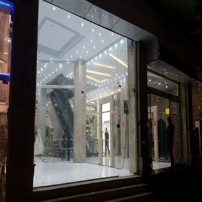 تجاری 115 متری در چهارراه سی متری کرمانشاه13224015214