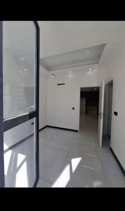 آپارتمان 73 متری دو خوابه در فاز 6 پرند