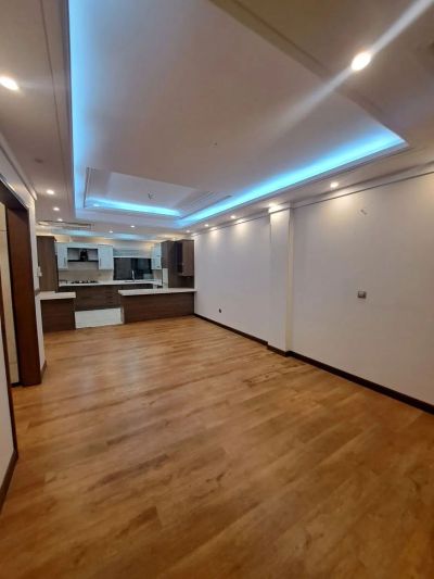 آپارتمان 148 متری سه خوابه در فرمانیه غربی تهران