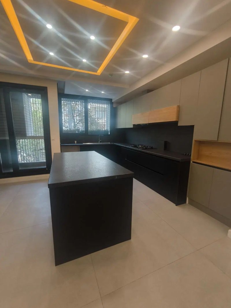 خانه 120 متری دو خوابه در سهروردی شمالی تهران13245915454