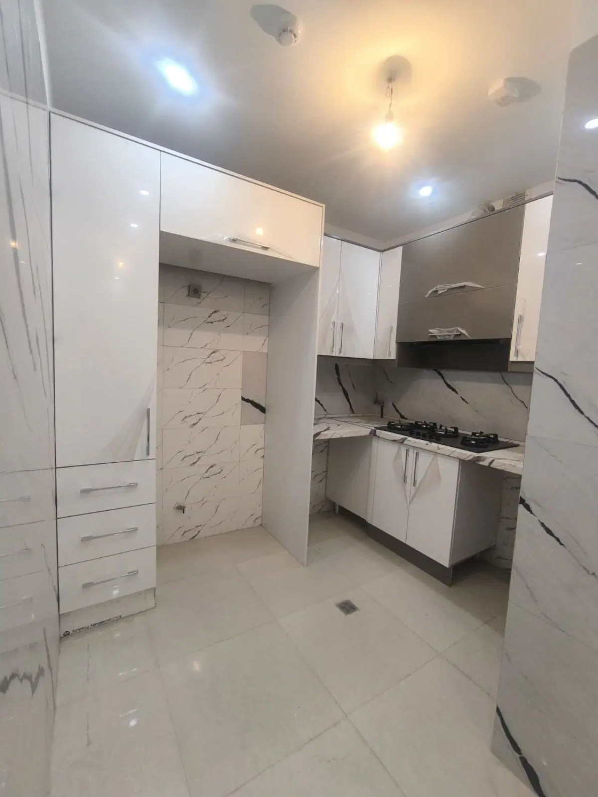 خانه 60 متری یک خوابه در سبلان شمالی تهران 5