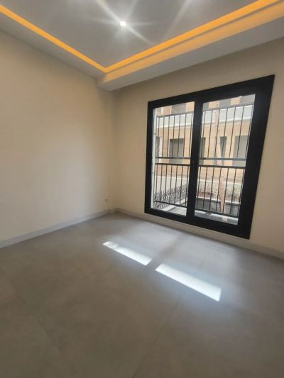 خانه 95 متری دو خوابه در سهروردی تهران