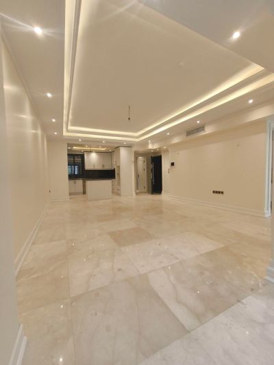 خانه 98 متری دو خوابه در سهروردی شمالی تهران