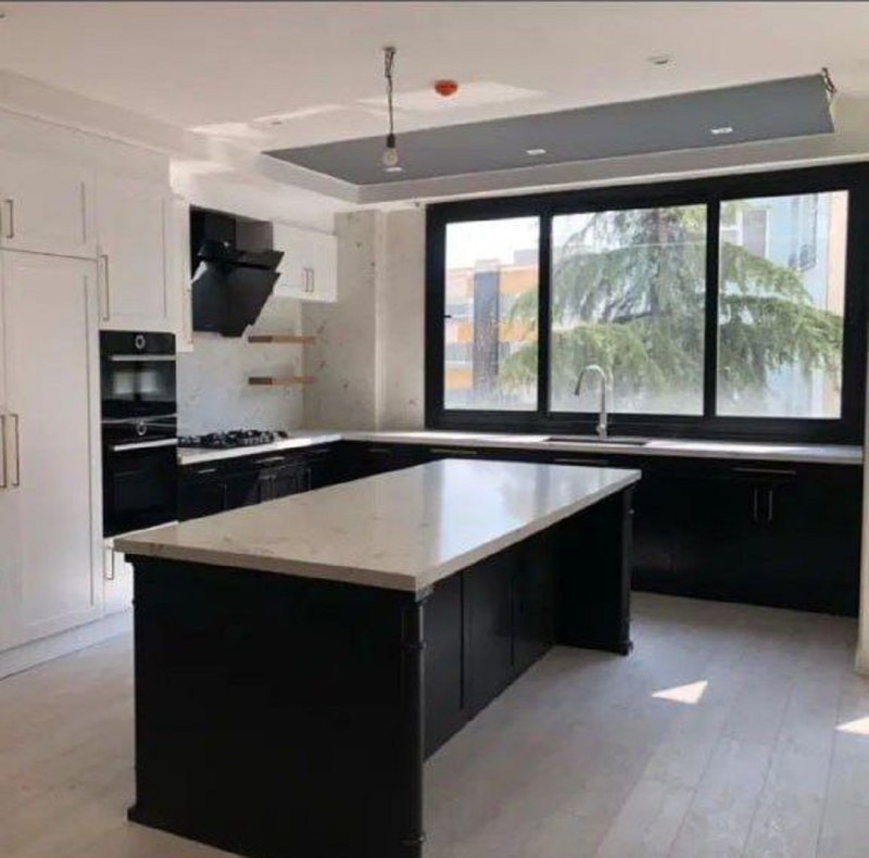 آپارتمان 120 متری دو خوابه در سهروردی شمالی تهران13248915498