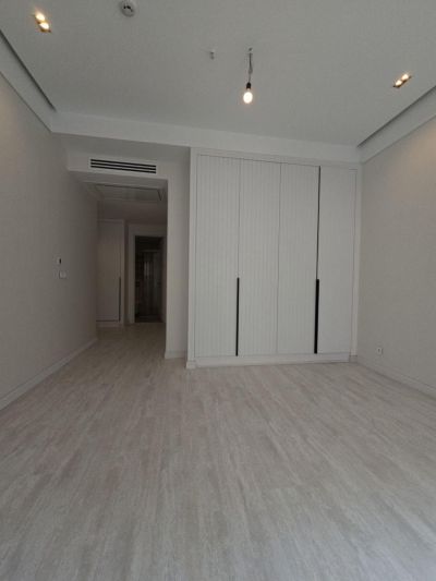 آپارتمان 156 متری سه خوابه در فرمانیه غربی تهران