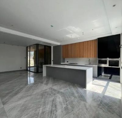 خانه 110 متری سه خوابه در عباس‌آباد تهران