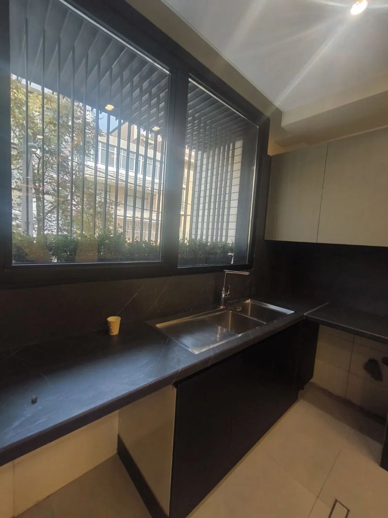 خانه 120 متری دو خوابه در سهروردی شمالی تهران13245915457