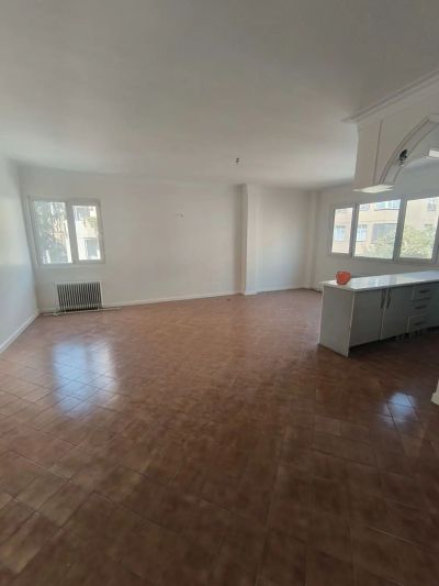 خانه 105 متری دو خوابه در سهروردی شمالی تهران