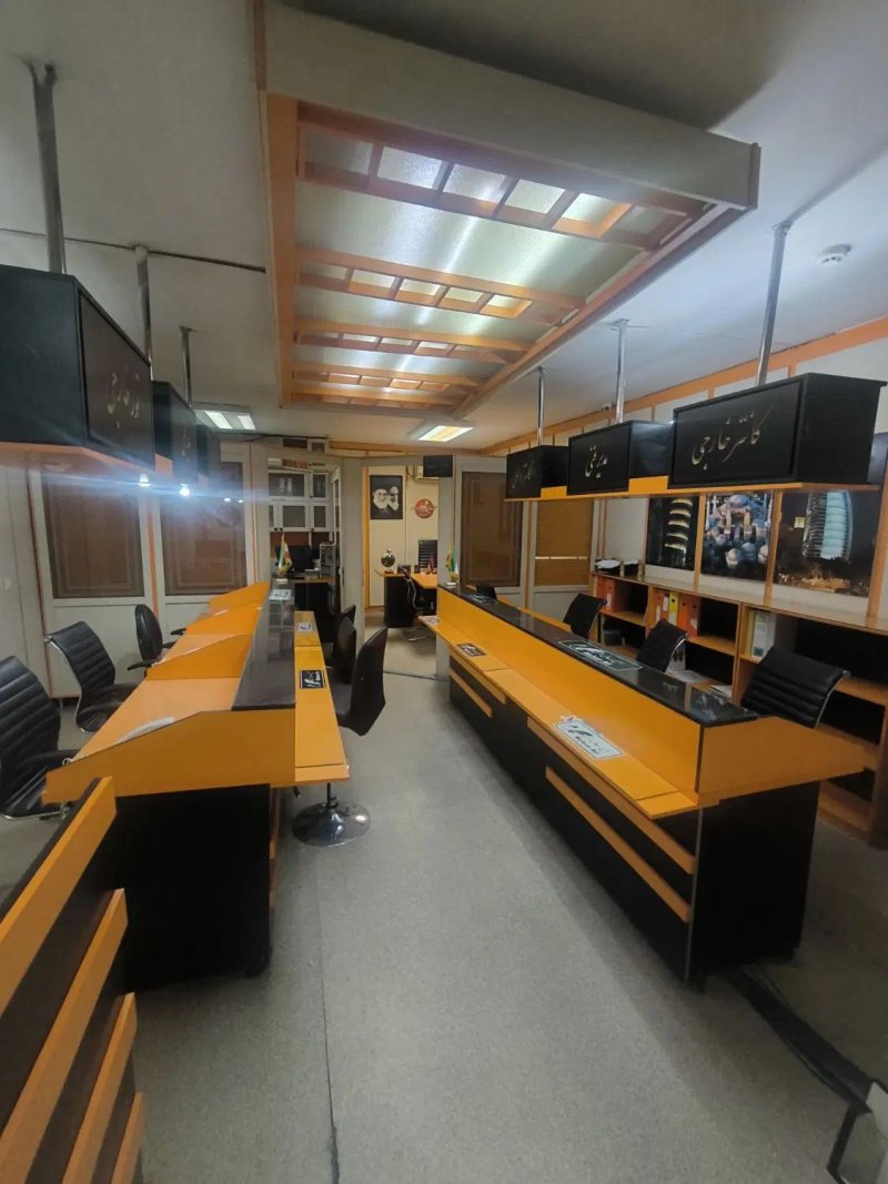 اداری 75 متری دو خوابه در خیابان کرمان تهران13243415382