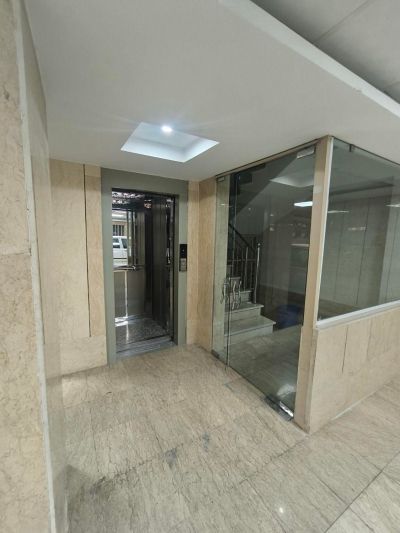 آپارتمان 91 متری دو خوابه در عباس‌آباد تهران