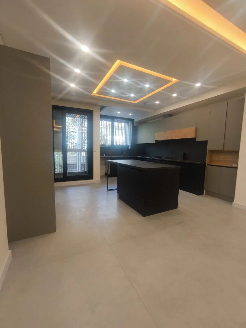 خانه 120 متری دو خوابه در سهروردی شمالی تهران13245915455