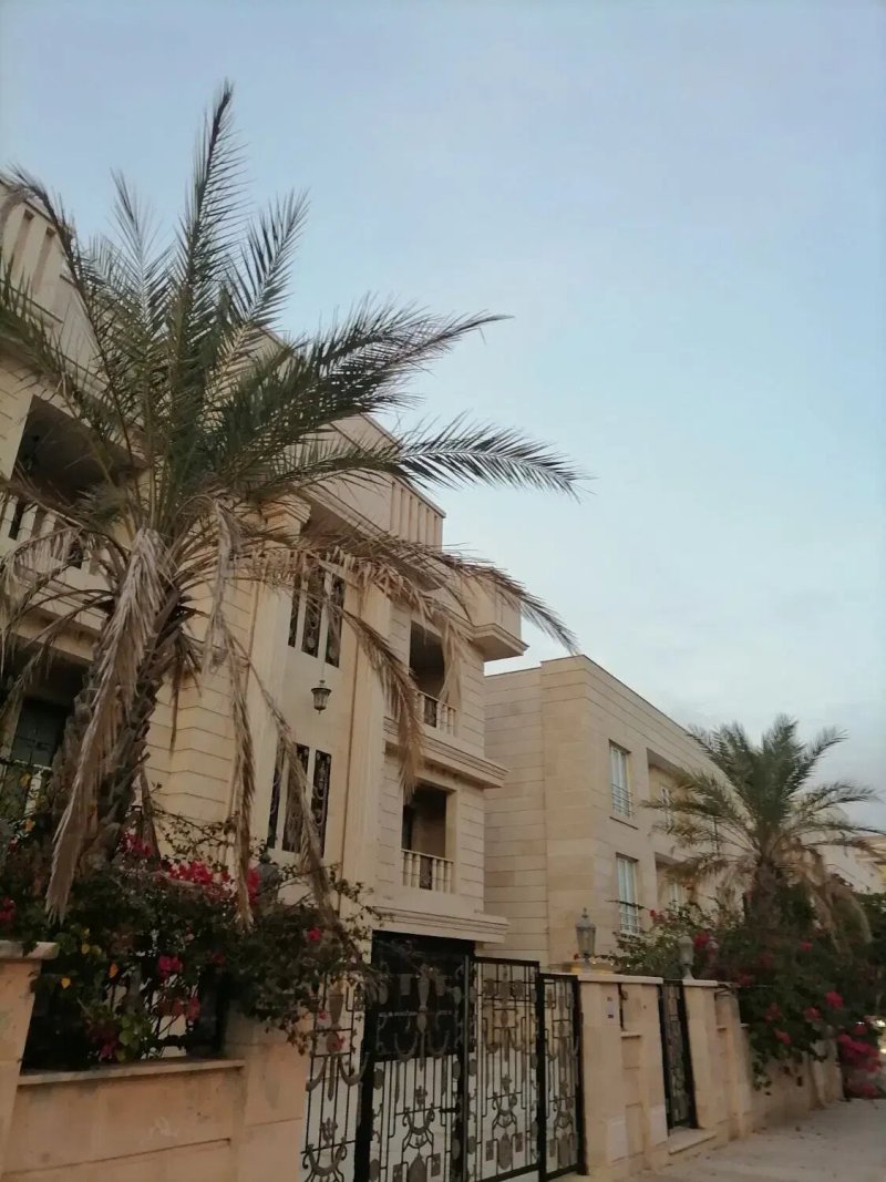 خانه 80 متری دو خوابه در شهرک صدف کیش13261115624