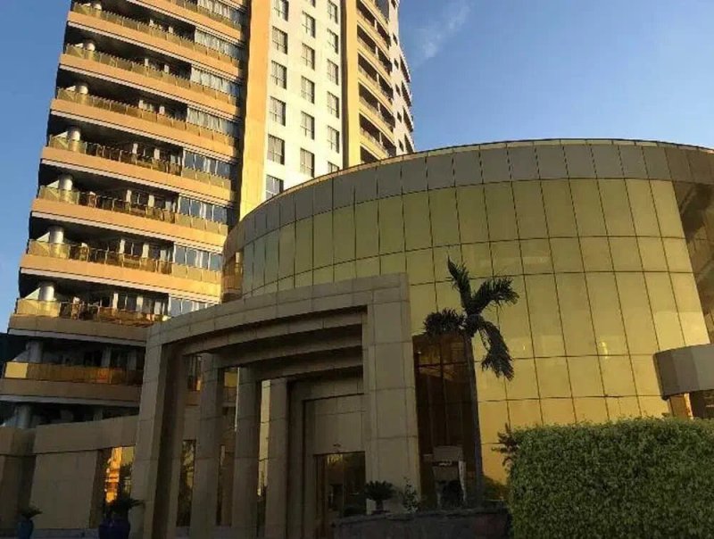 آپارتمان 75 متری یک خوابه در برج طلایی کیش13258415599