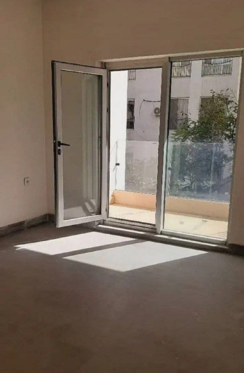 آپارتمان 118 متری دو خوابه در جردن تهران13265615639