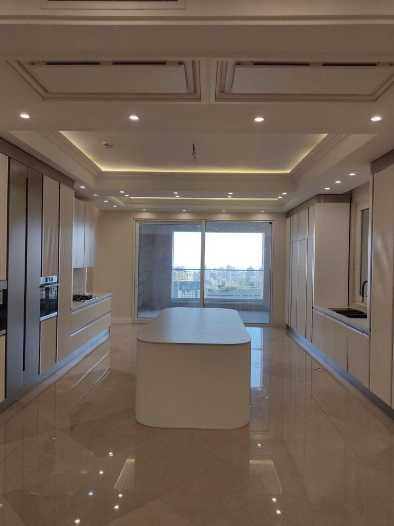 آپارتمان 340 متری چهارخوابه در فرشته تهران13268215730