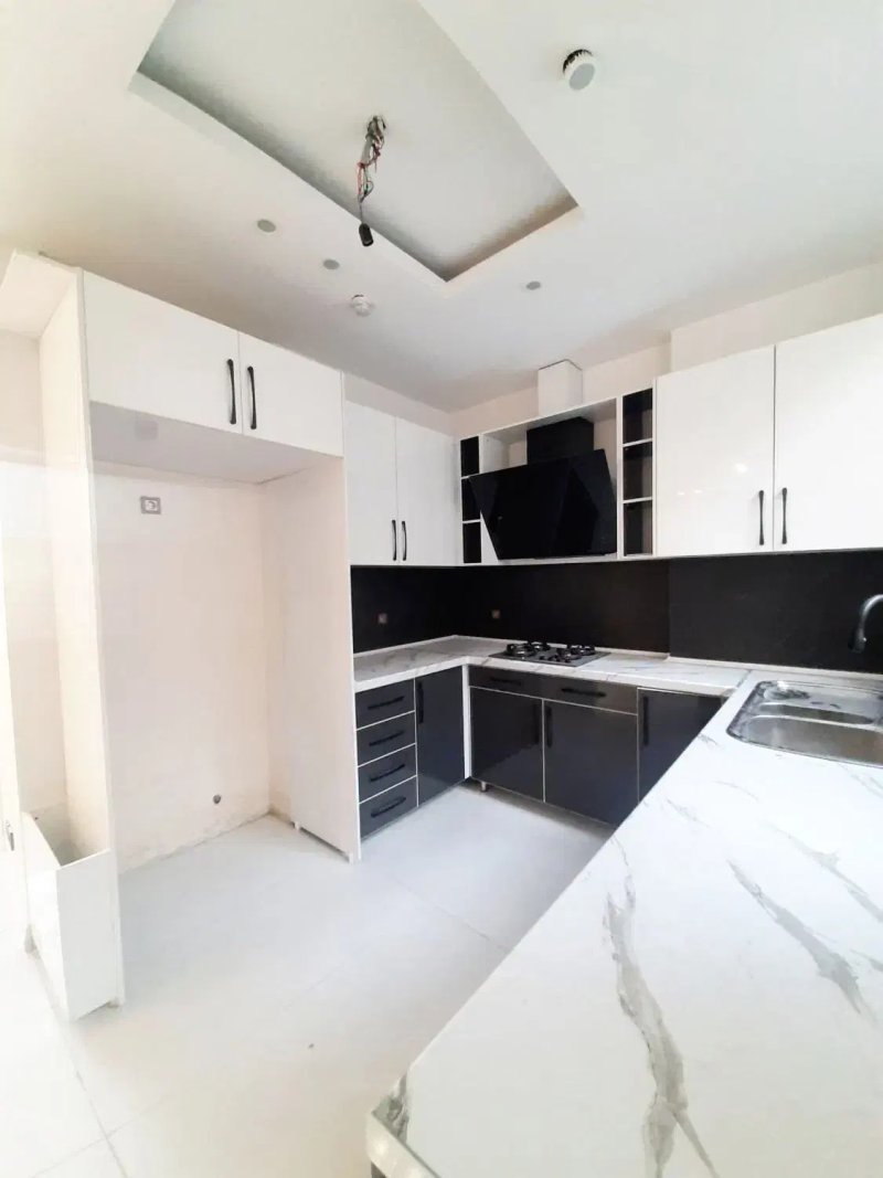 آپارتمان 92 متری دو خوابه در جردن تهران13266115662