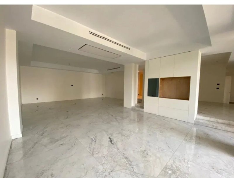 آپارتمان 265 متری سه خوابه در زعفرانیه تهران13268415736