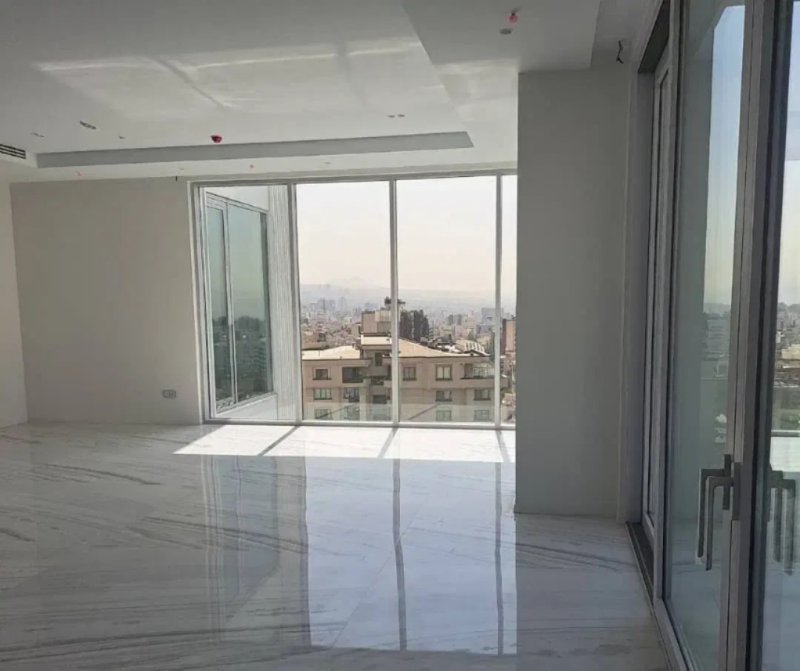 آپارتمان 285 متری سه خوابه در خیابان فرشته تهران13268615742