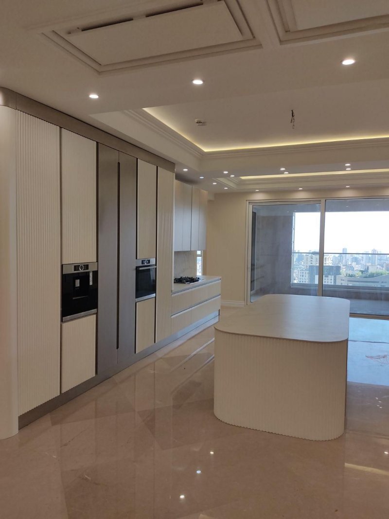 آپارتمان 340 متری چهارخوابه در فرشته تهران13268215731