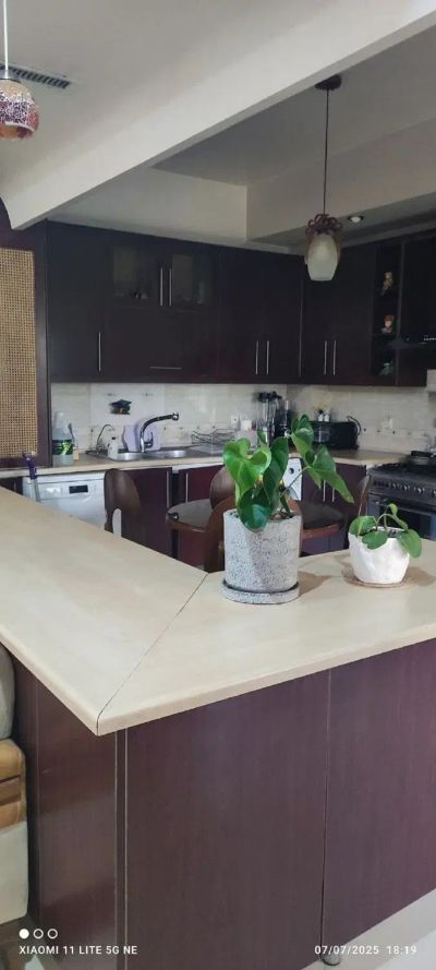 آپارتمان 145 متری سه خوابه در جردن تهران