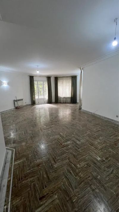 خانه 210 متری سه خوابه در فرشته تهران