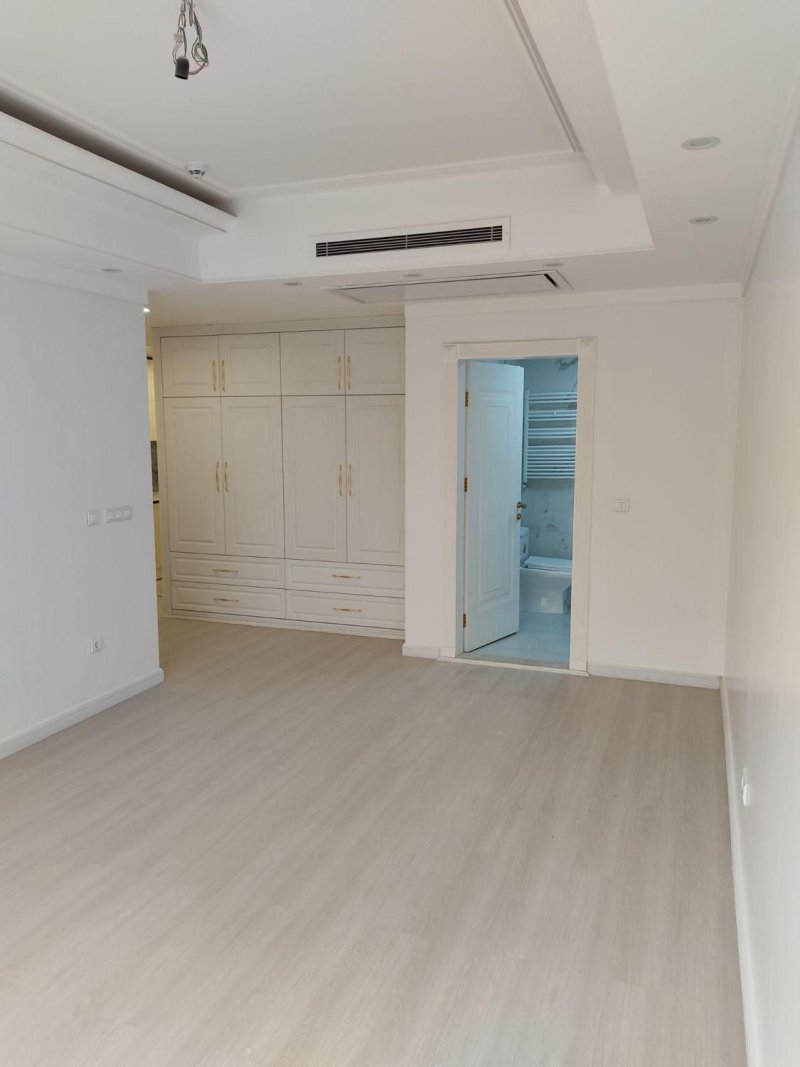 آپارتمان 270 متری سه خوابه در محمودی تهران13268315733