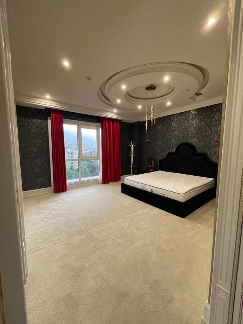 آپارتمان 250 متری سه خوابه در زعفرانیه تهران13271015785